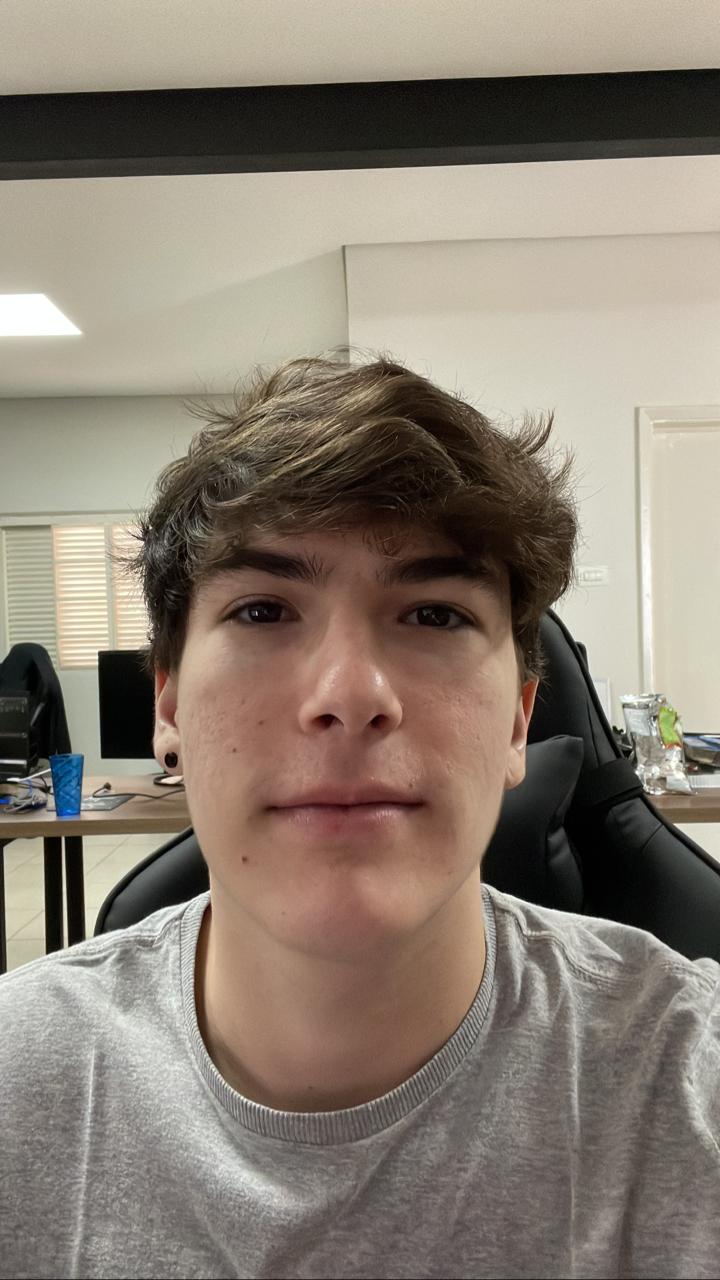 Topcoder profile picture for @MOMENTS